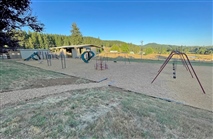 Crow Applegate Elementary